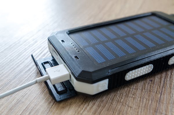 Bien choisir sa batterie Festool : guide pratique essentiel